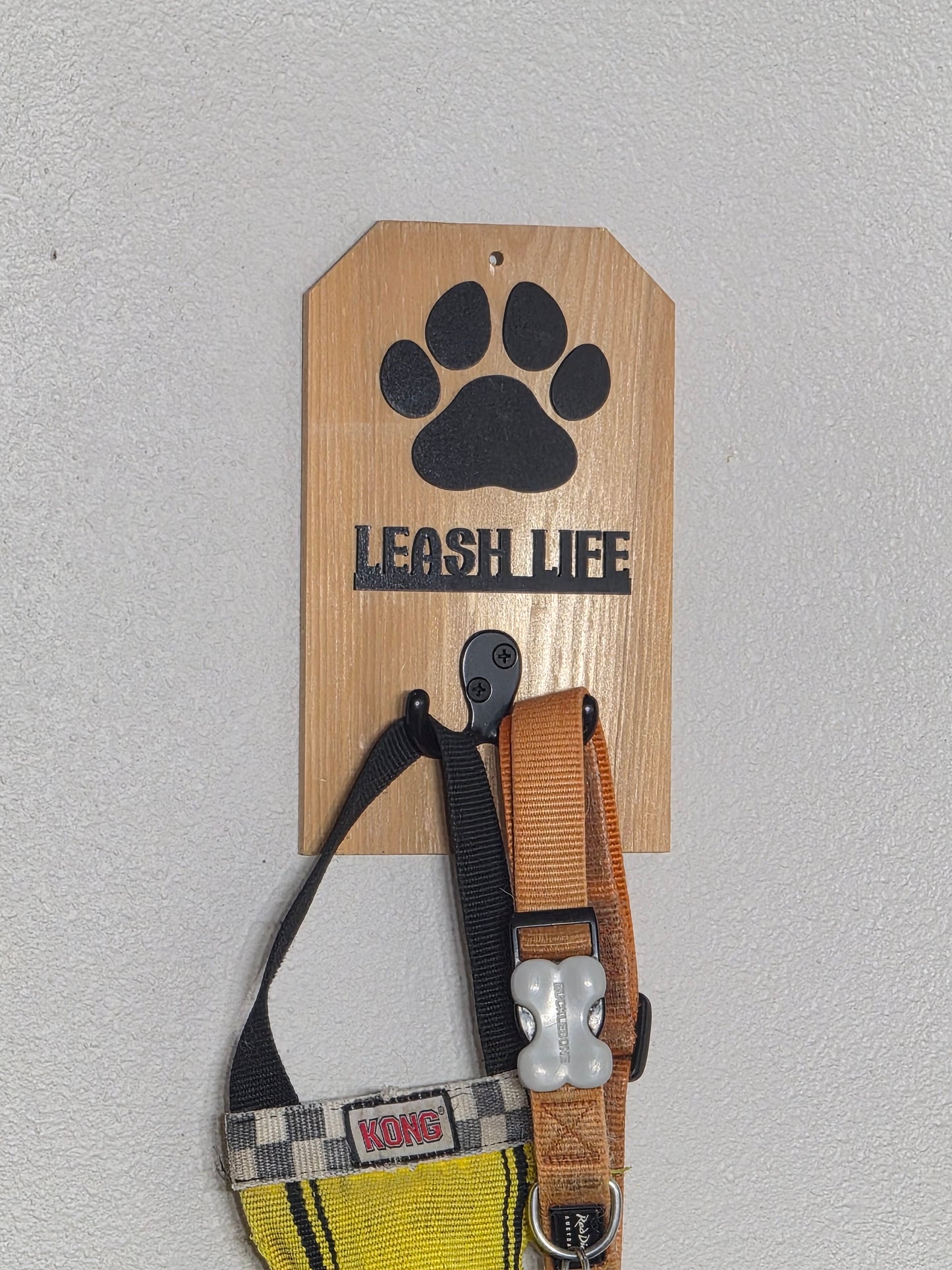 Leash Life - Wooden Dog Leash Holder With Acrylic Accents