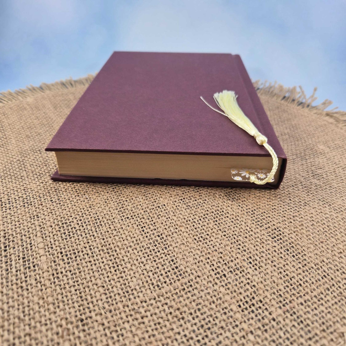 Daisy Clear Flex Bookmark with Tassel Yellow and White